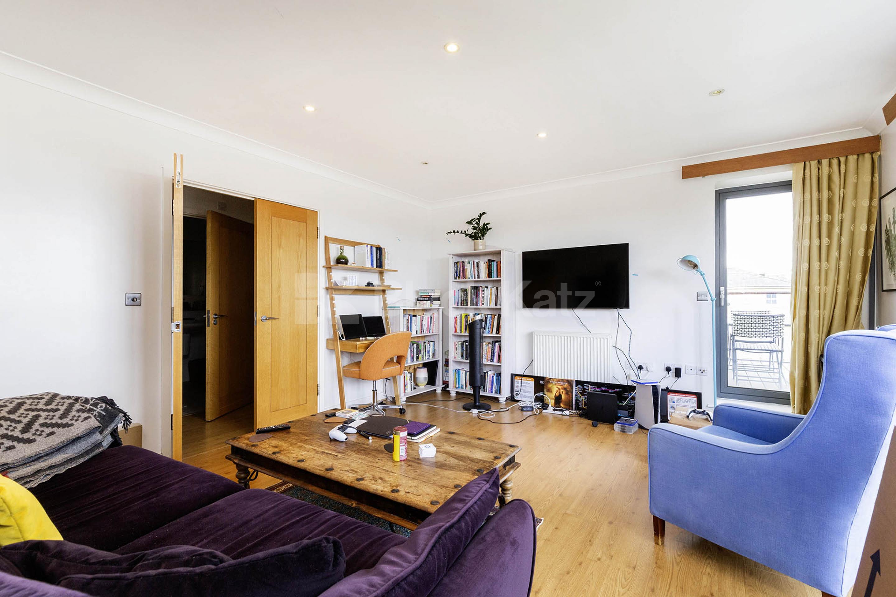 Luxury modern development with two bathrooms huge lounge & two double bedrooms Canal Boulevard, Camden NW1